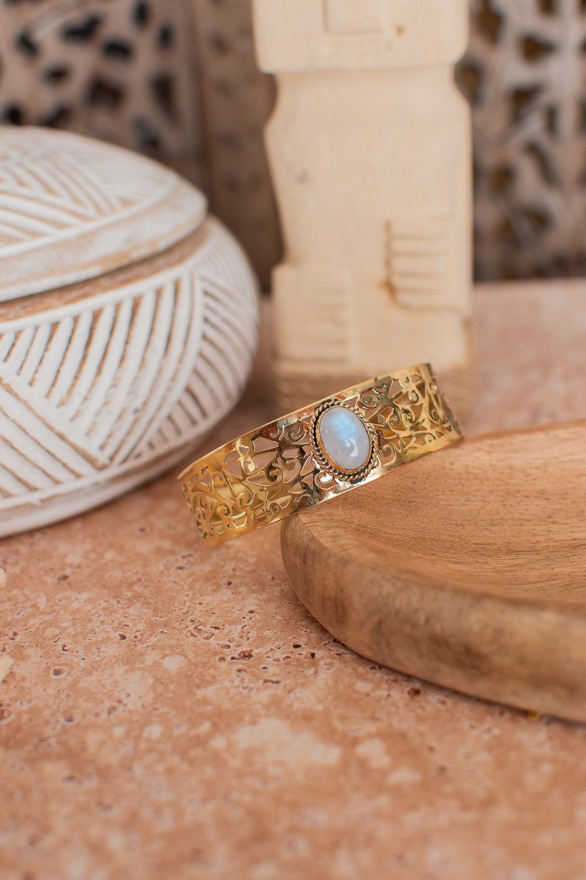 Bracelet manchette pierre de lune macraspirit
