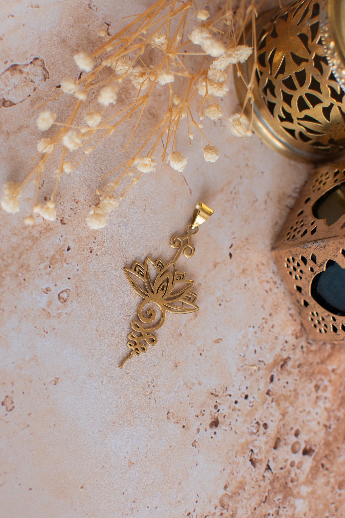 Pendentif lotus