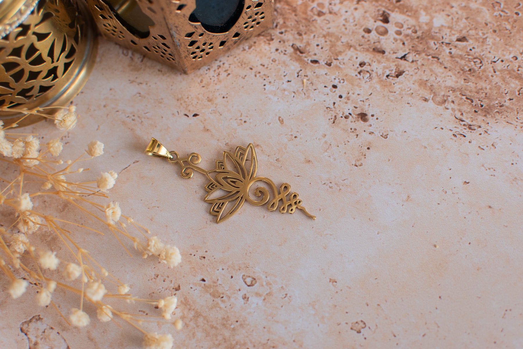 Pendentif lotus