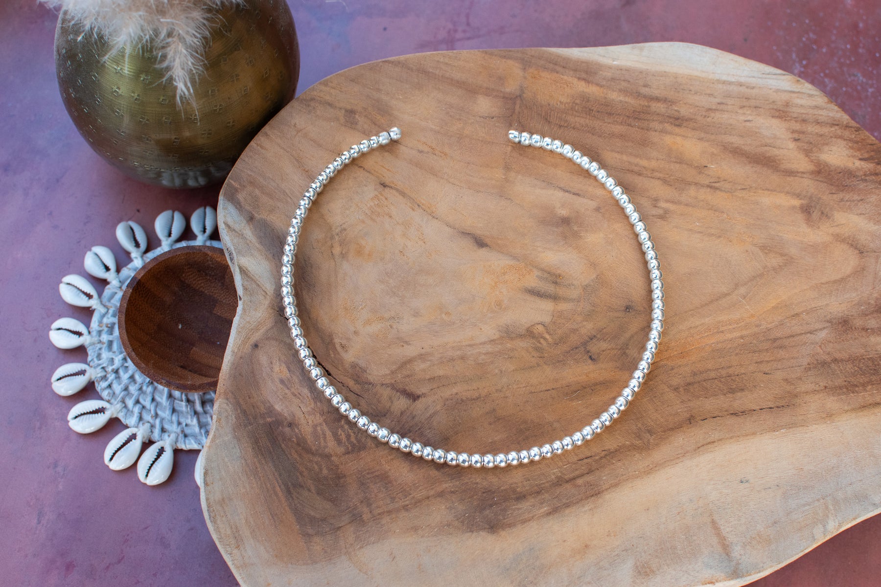 Collier torque perlé