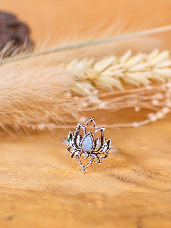 lotus labradorite ring