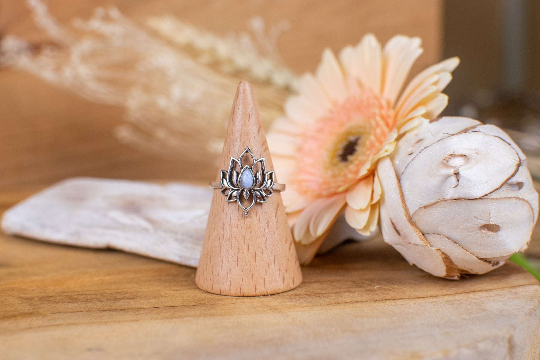 lotus labradorite ring