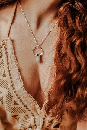 Pendentif quartz avec chaine