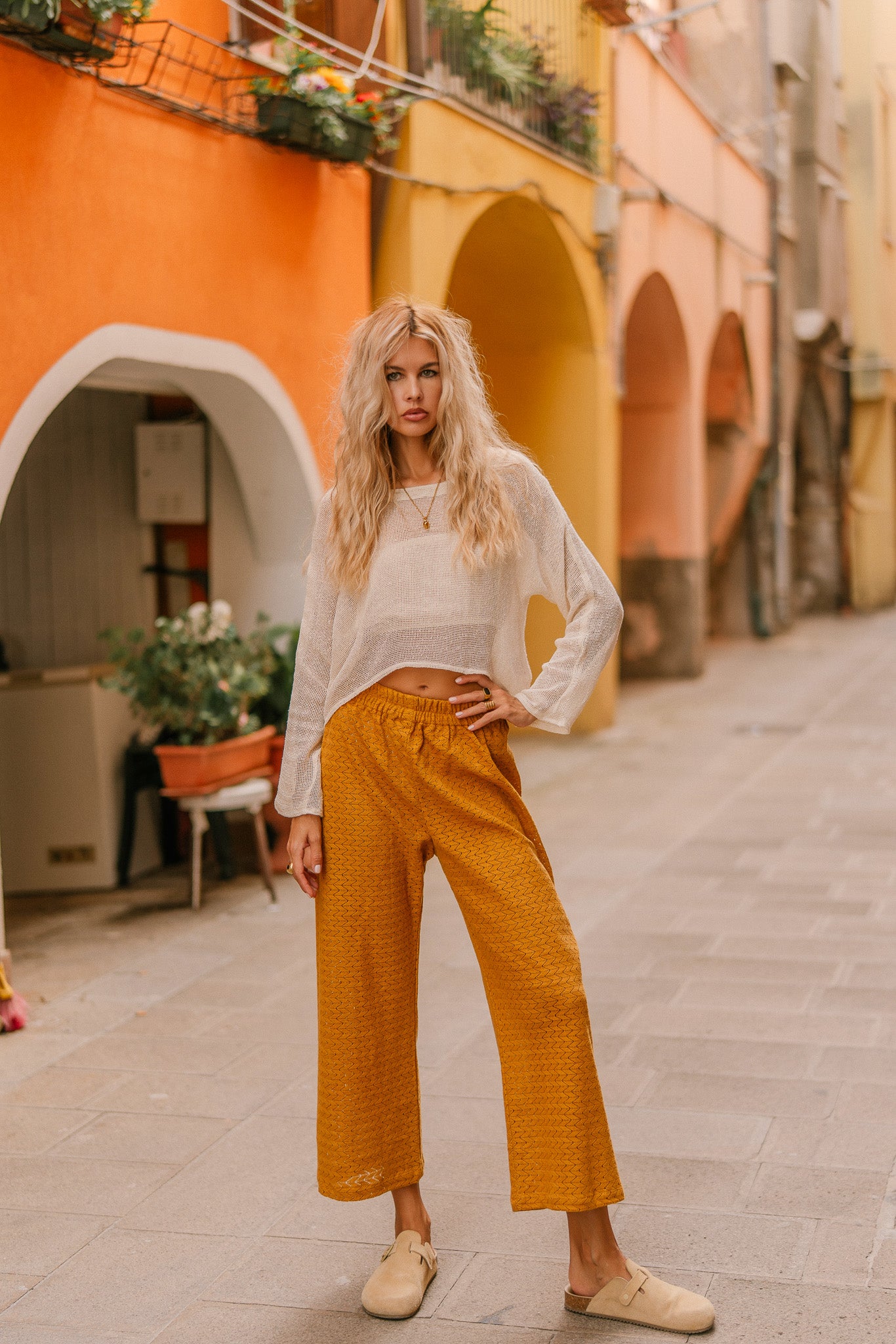 Pantalon en crochet