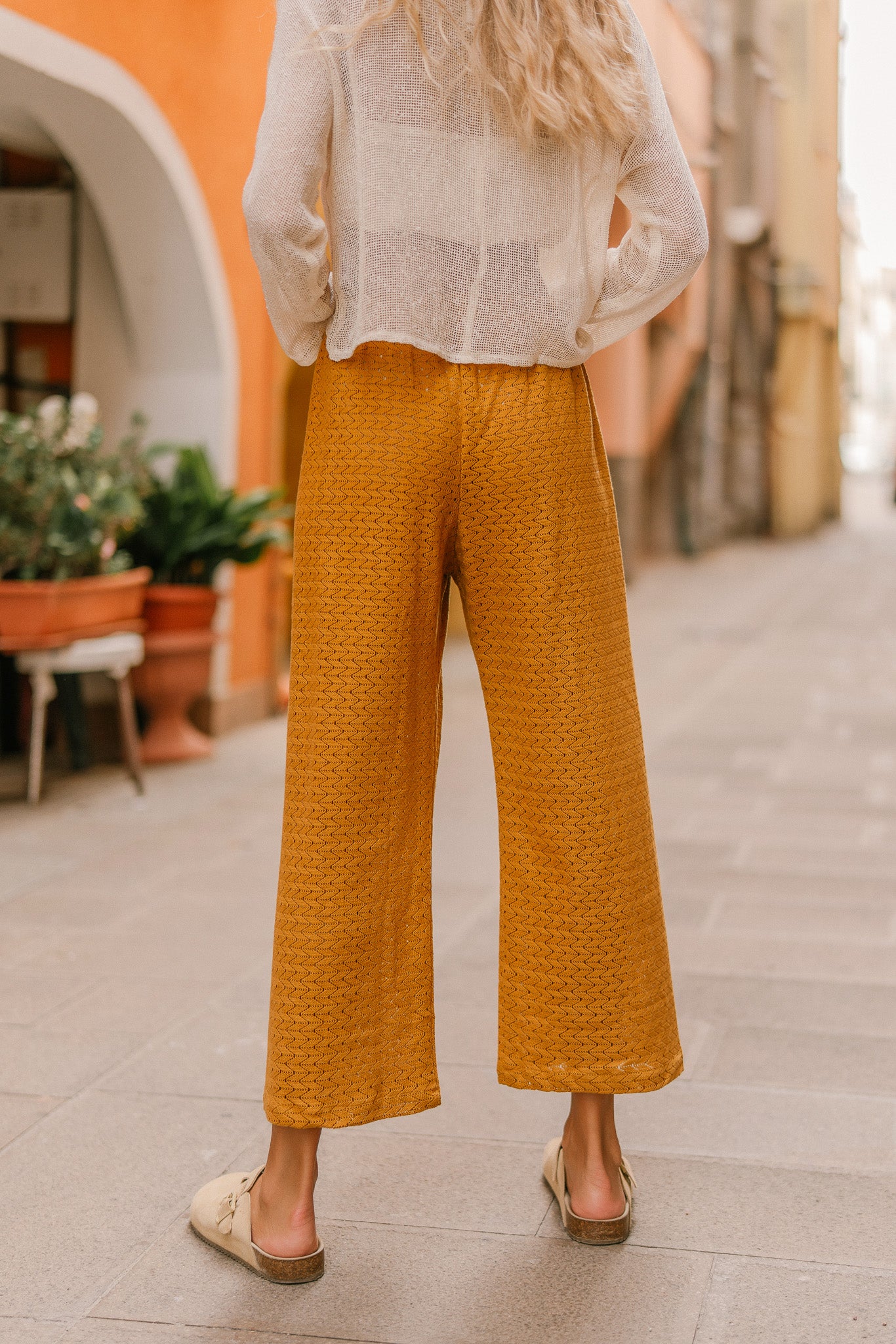 Pantalon en crochet