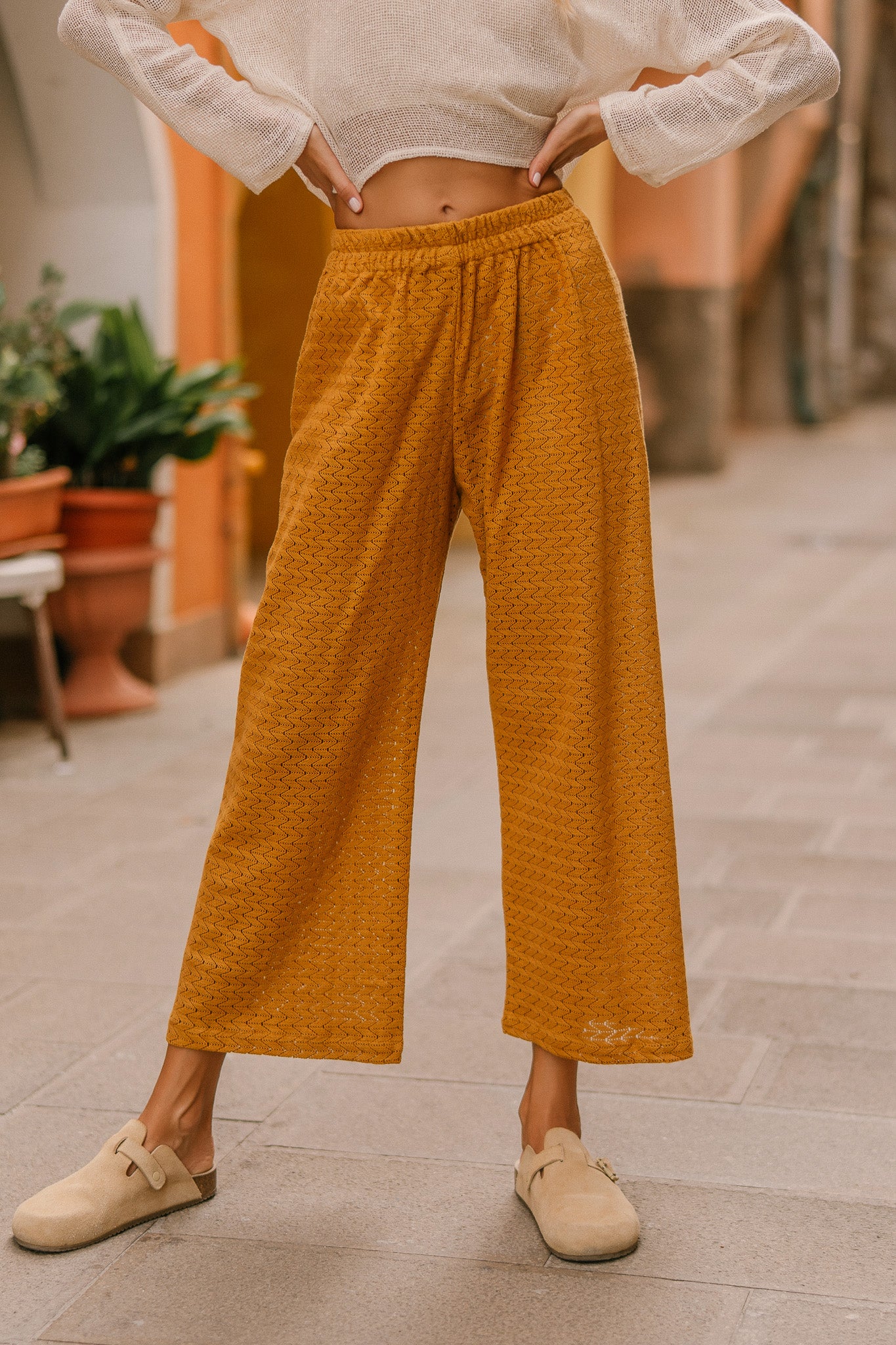 Pantalon en crochet