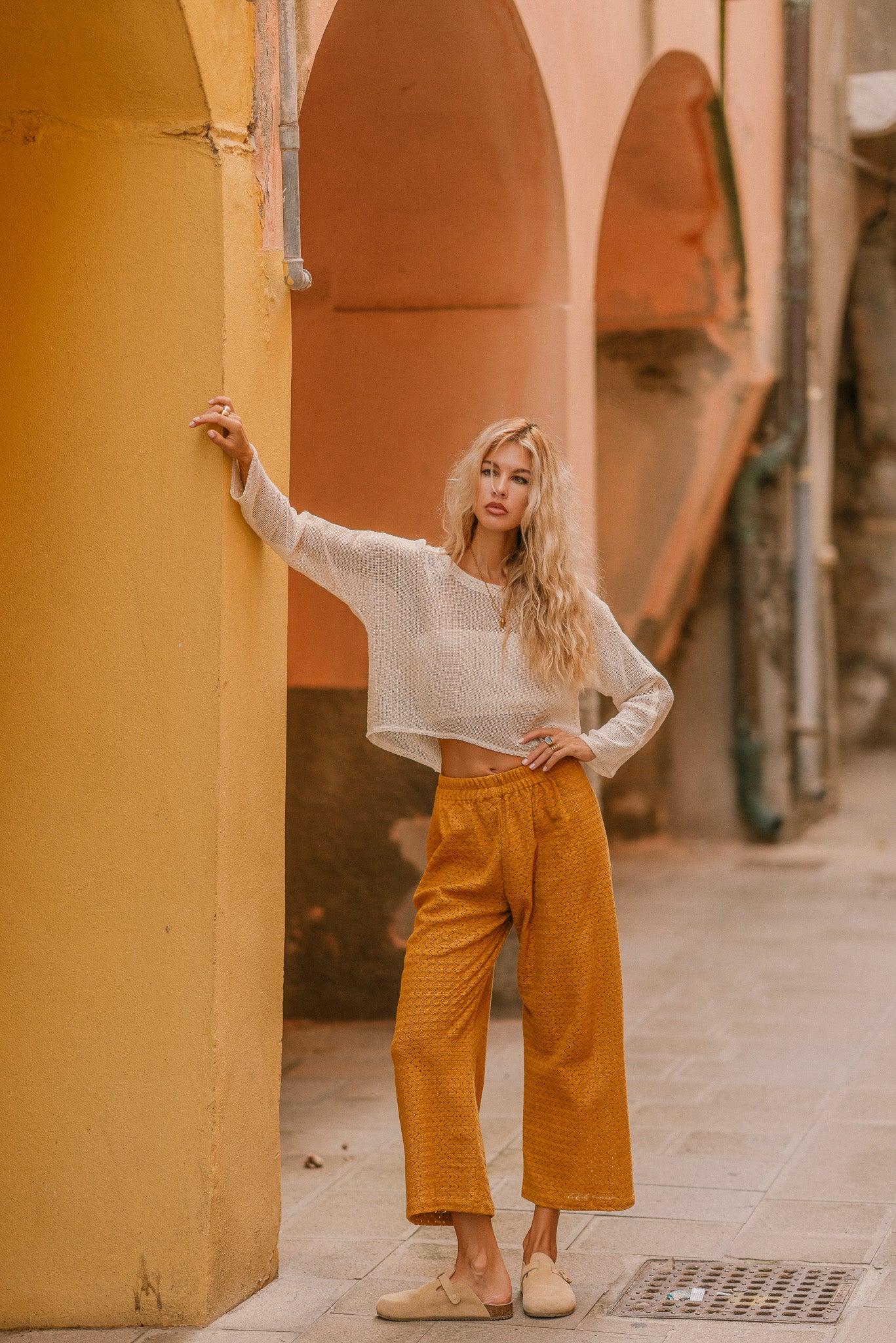 Pantalon en crochet