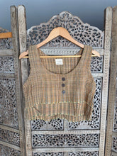 Top Khadi