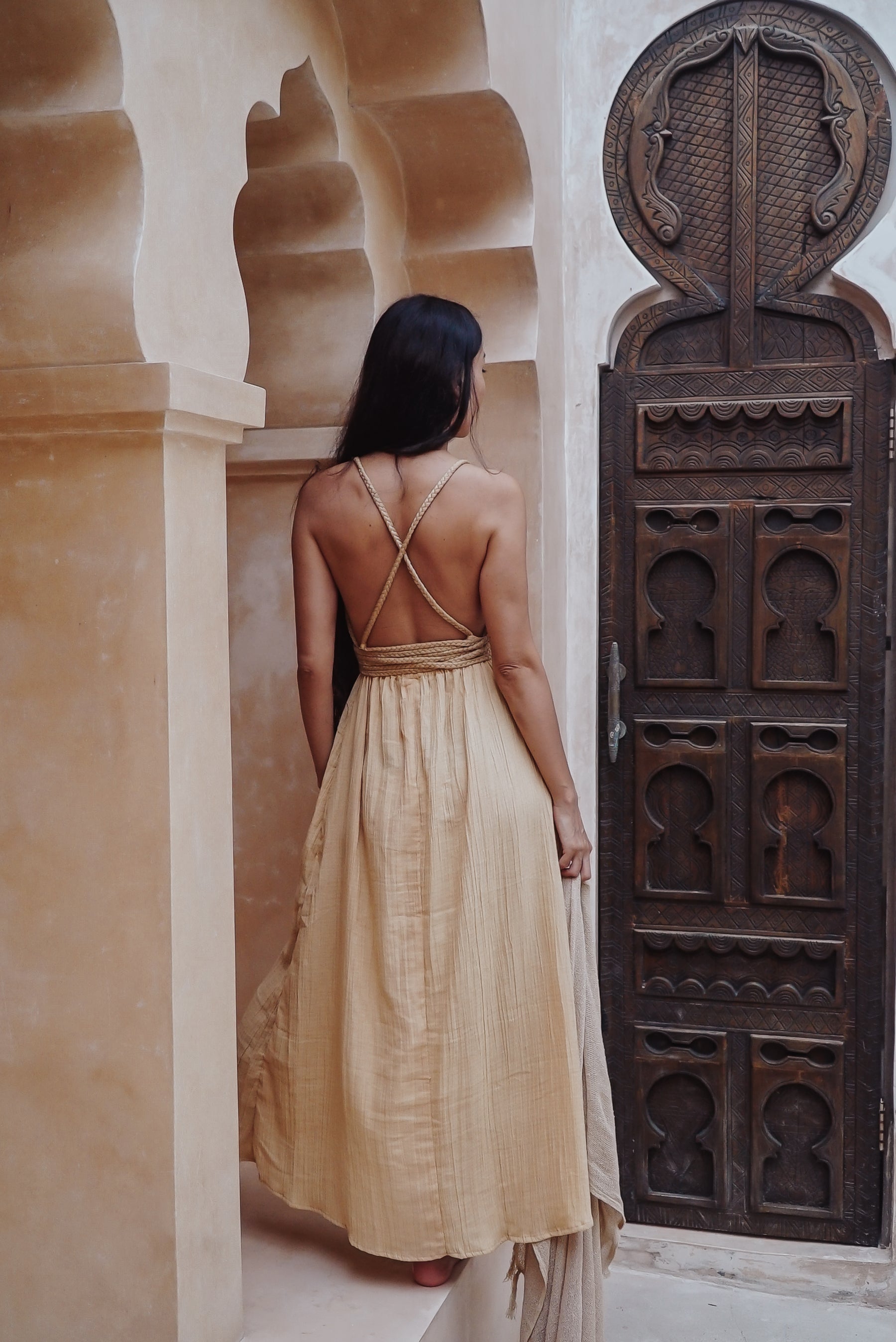 Kleid aus geflochtener Baumwollgaze