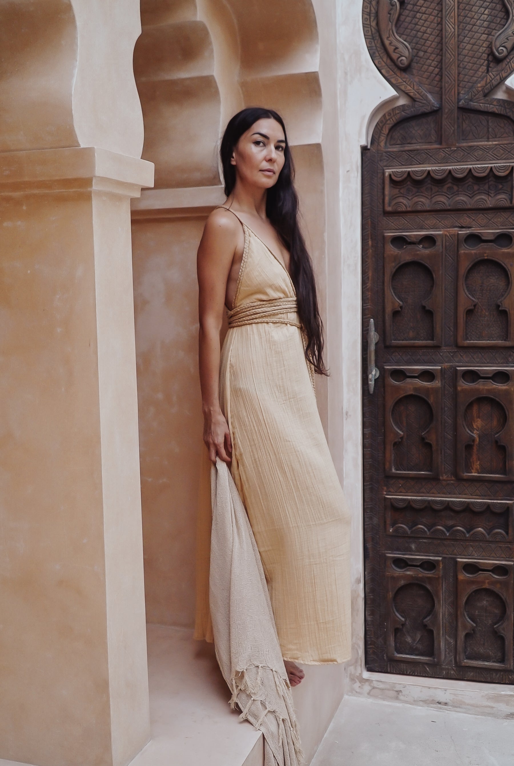 Kleid aus geflochtener Baumwollgaze