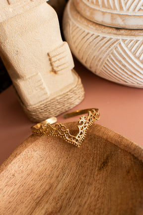 Engraved bangle