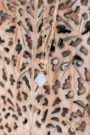 Chaine pendentif pierre de lune