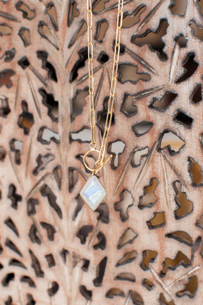 Chaine pendentif pierre de lune