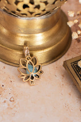Pendentif lotus